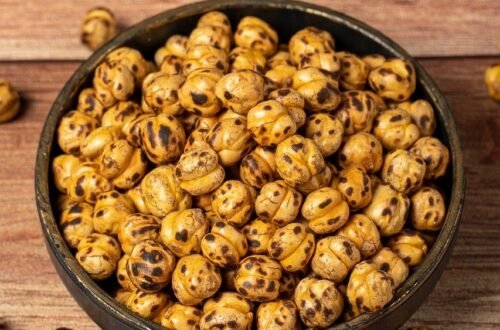 chickpea, roasted, lotus seed, makhana, indian, asian, euryale ferox, fox nuts, puffed, snack, full frame, background, close up, organic, vegetable, ayurvedic, nutrition, nature, natural, beautiful wallpaper, protein, exotic, medicine, nobody, food, tradition
